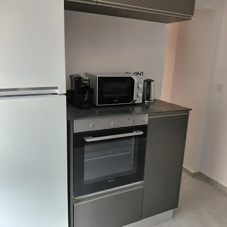 Апартаменти Urban Nest Chania *
